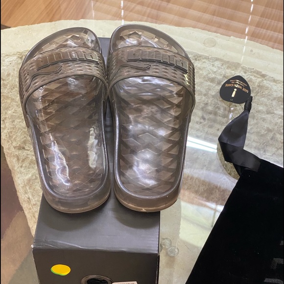 🌟 Rihanna Jelly Slides 🌟 - Picture 4 of 13